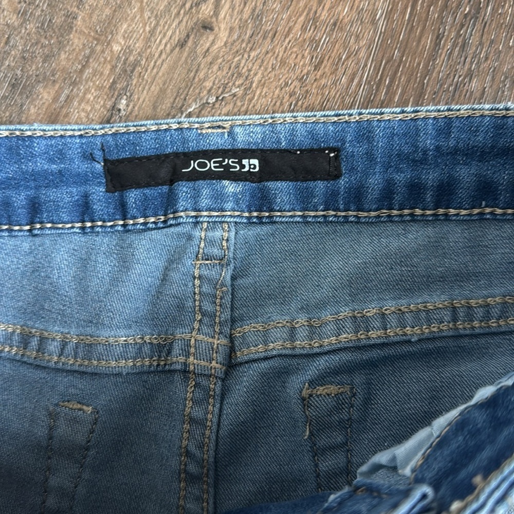 Joe’s Jeans Bermuda Jean Shorts.  Girls size 14.  Like new condition! - Picture 3 of 6